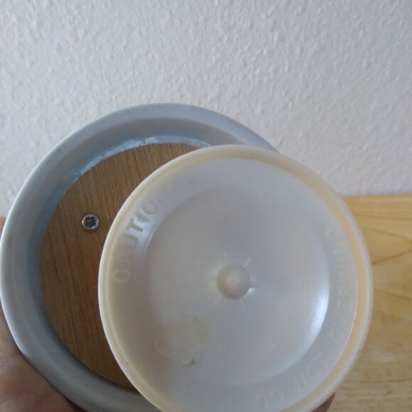 Vintage Porcelain Cats Music Box - Picture 10 of 10